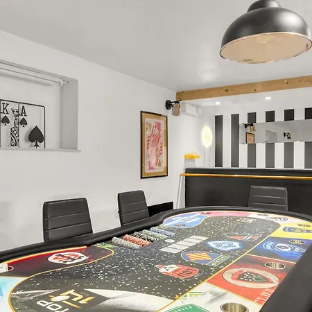 Rose - Padel - Piscine - Cinema & Poker * Saint-Jory