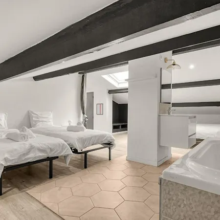 Villa Rose - Padel - Piscine - Cinema & Poker