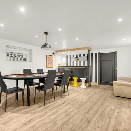 Rose - Padel - Piscine - Cinema & Poker * Saint-Jory