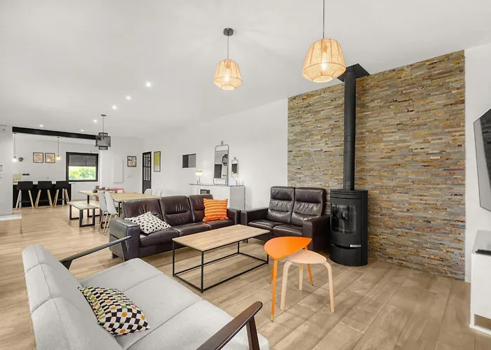 Villa Rose - Padel - Piscine - Cinema & Poker Saint-Jory