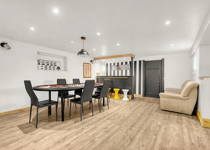 Rose - Padel - Piscine - Cinema & Poker * Saint-Jory